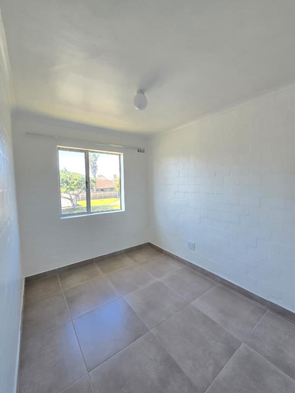 To Let 2 Bedroom Property for Rent in Thornton Western Cape